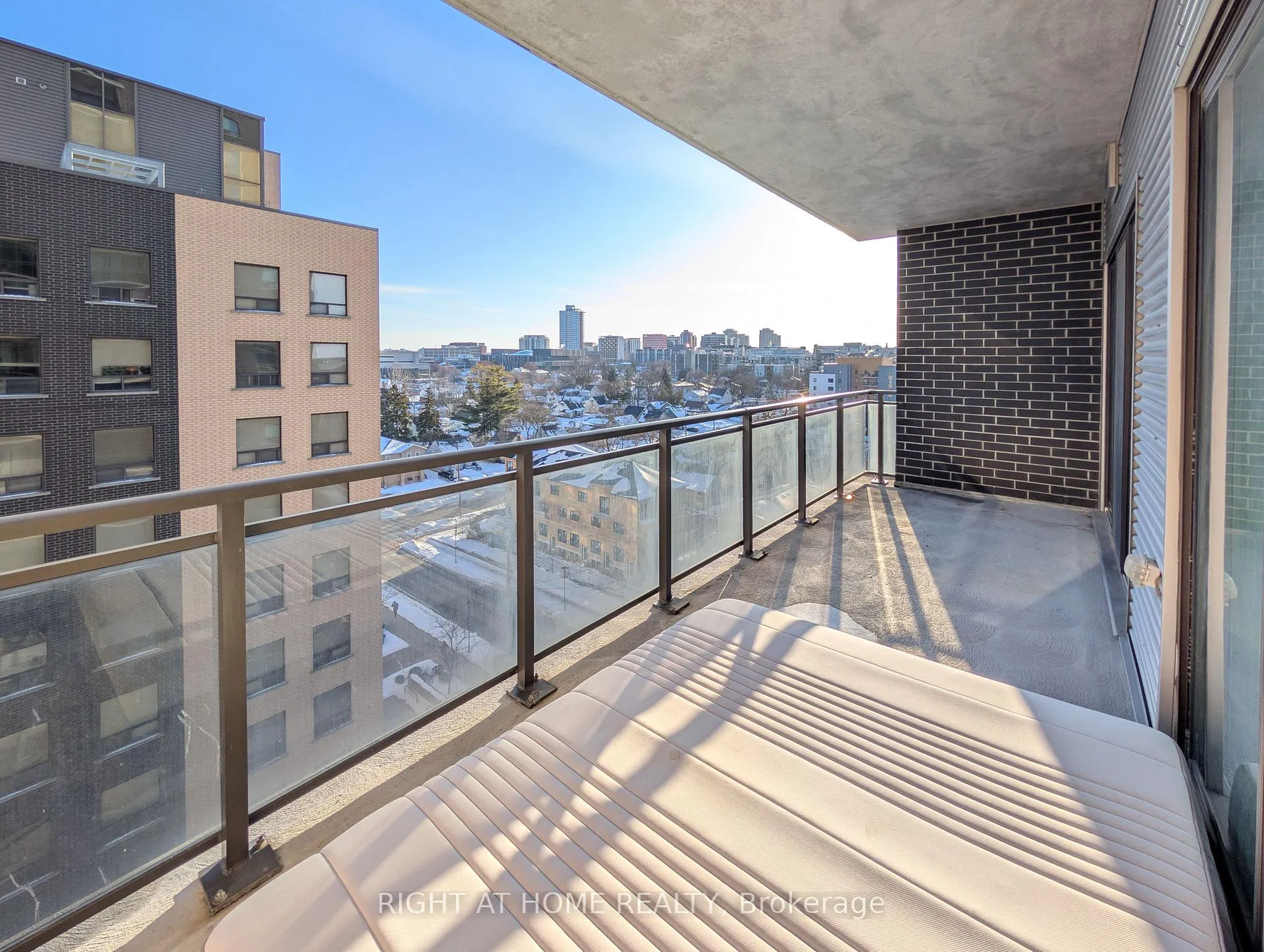 Photo 6 of Unit 801, 318 Spruce Street, Waterloo, Lakeshore Village — HOMEH