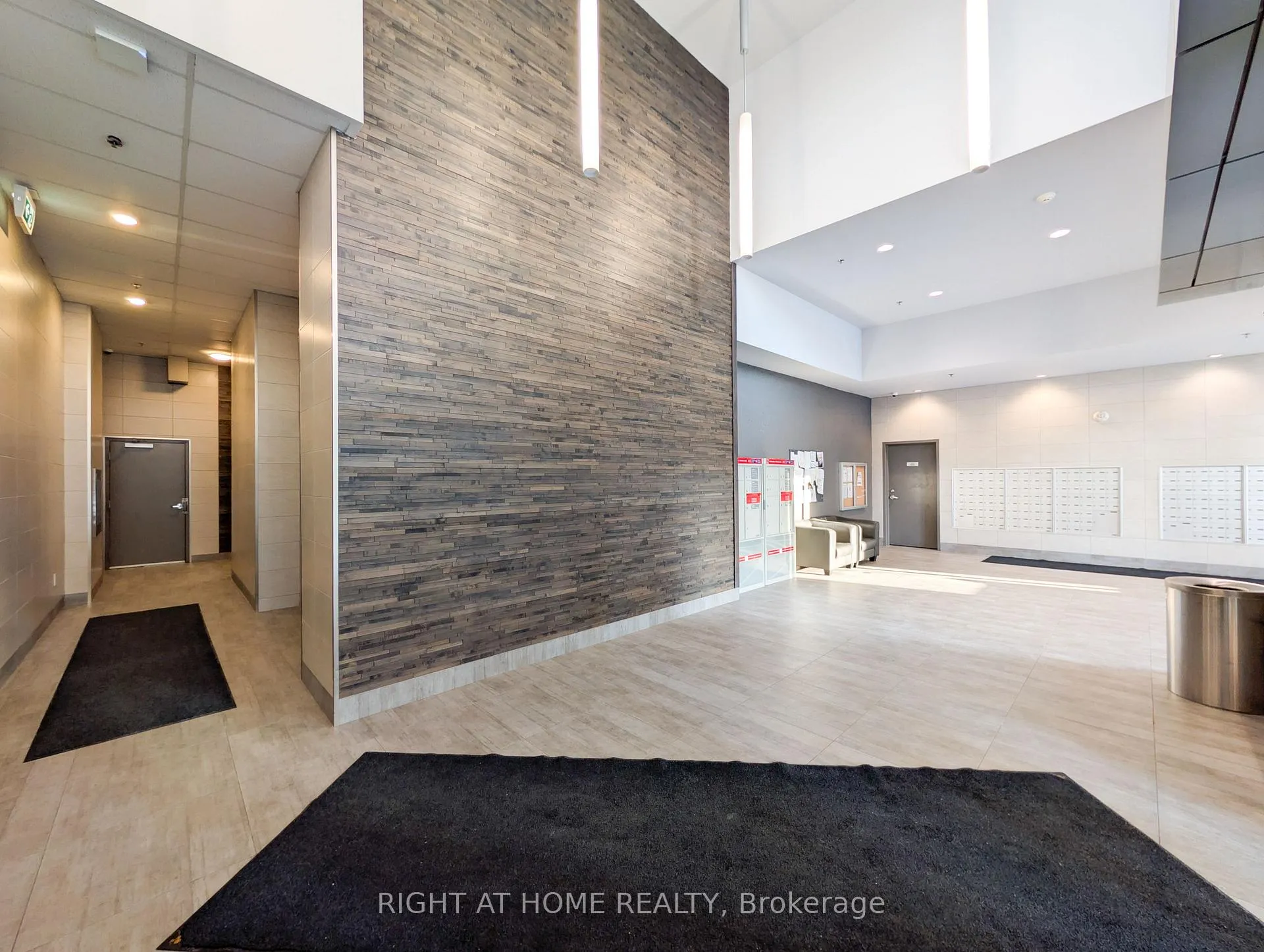 Photo 12 of Unit 801, 318 Spruce Street, Waterloo, Lakeshore Village — HOMEH
