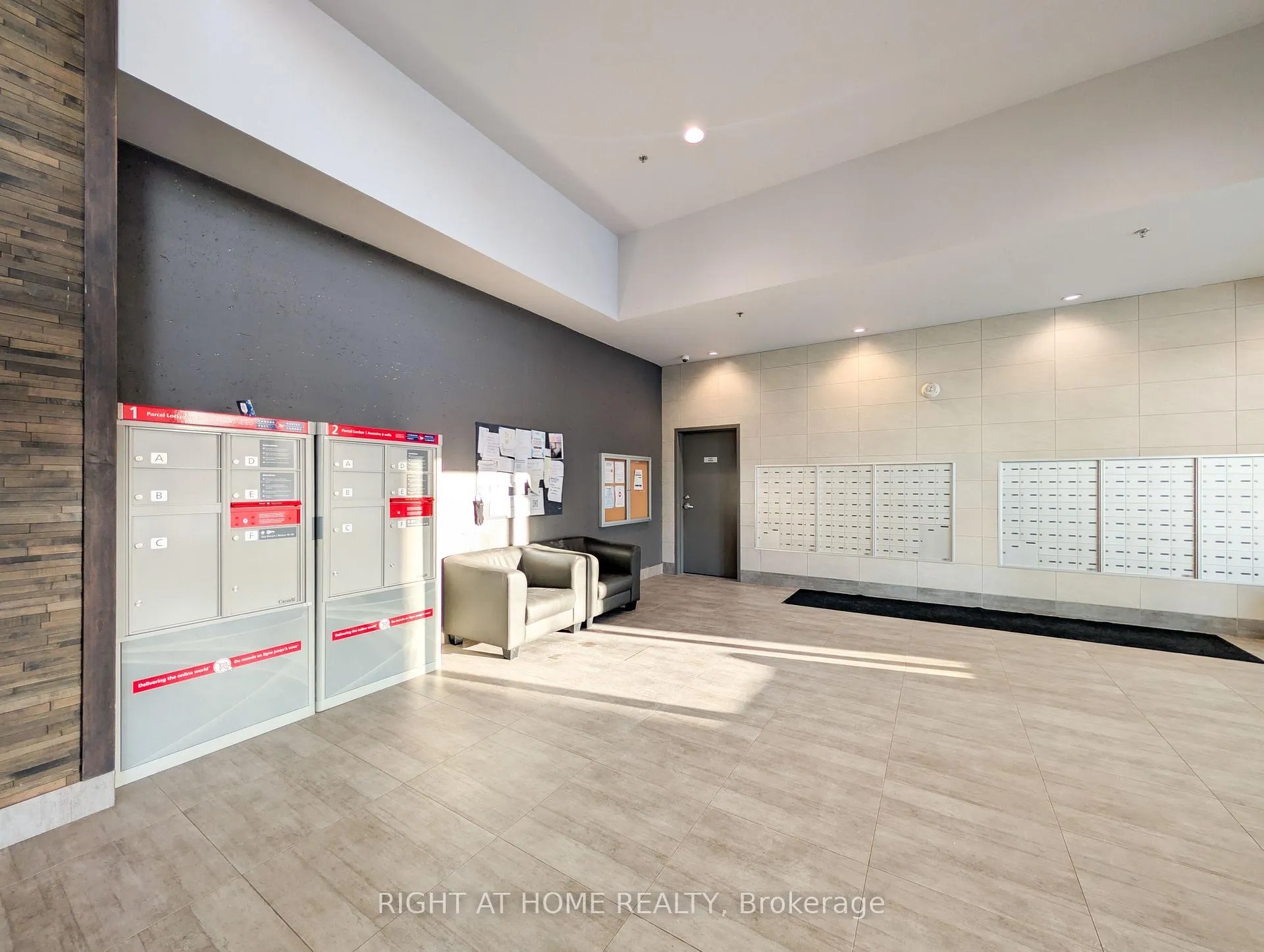 Photo 18 of Unit 801, 318 Spruce Street, Waterloo, Lakeshore Village — HOMEH