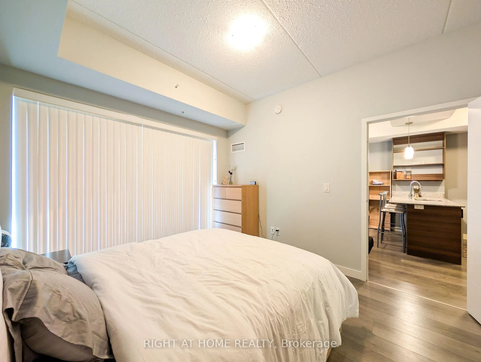 Photo 21 of Unit 801, 318 Spruce Street, Waterloo, Lakeshore Village — HOMEH