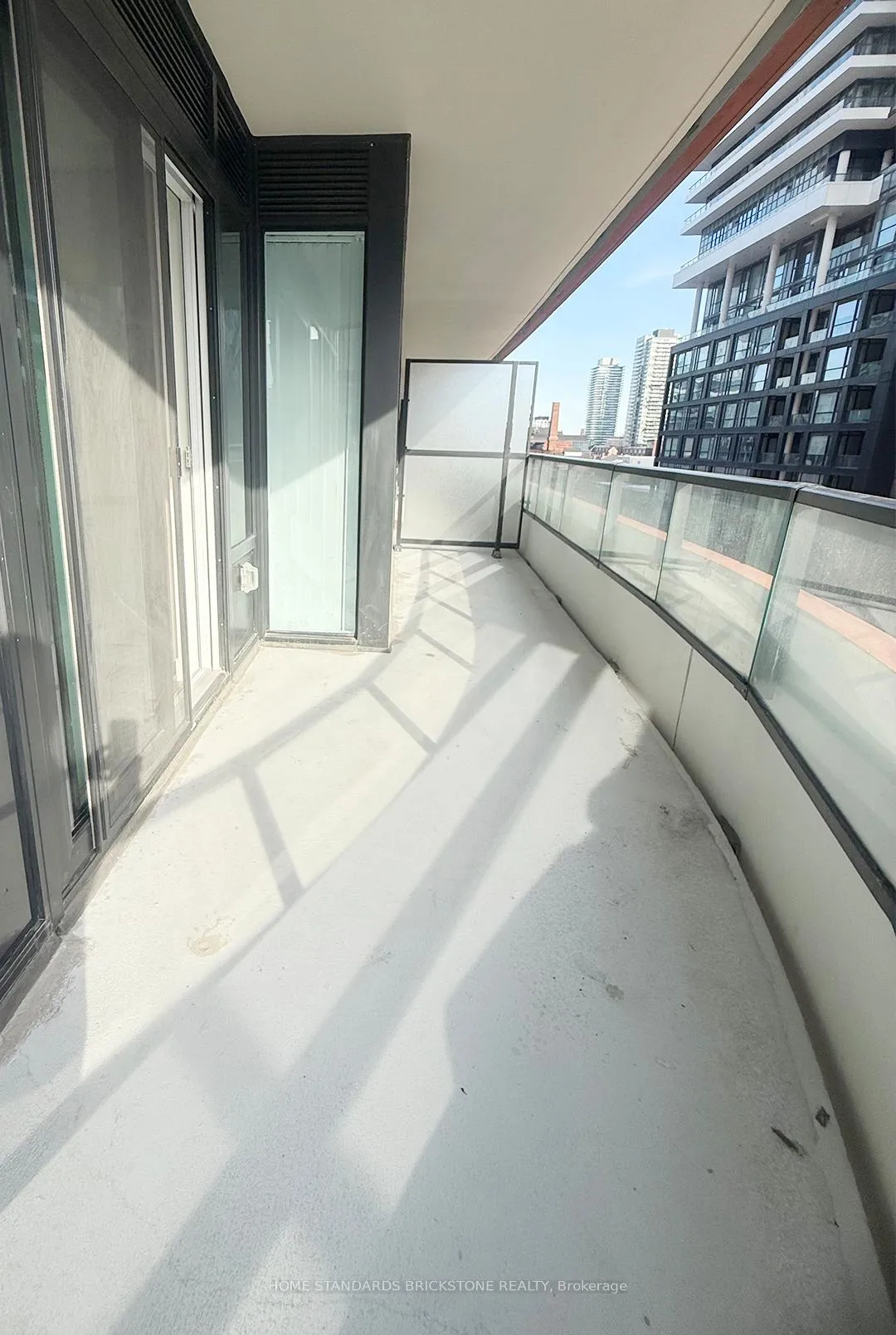 Photo 10 of Unit 615, 180 Front Street E, Toronto, Waterfront Communities — HOMEH