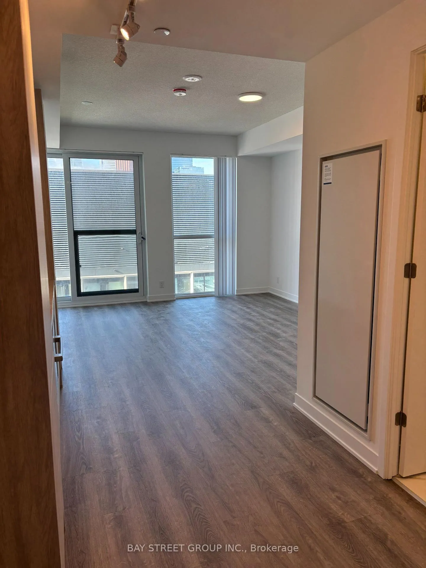 Photo 2 of Unit 3311, 180 Front Street E, Toronto, Moss Park — HOMEH