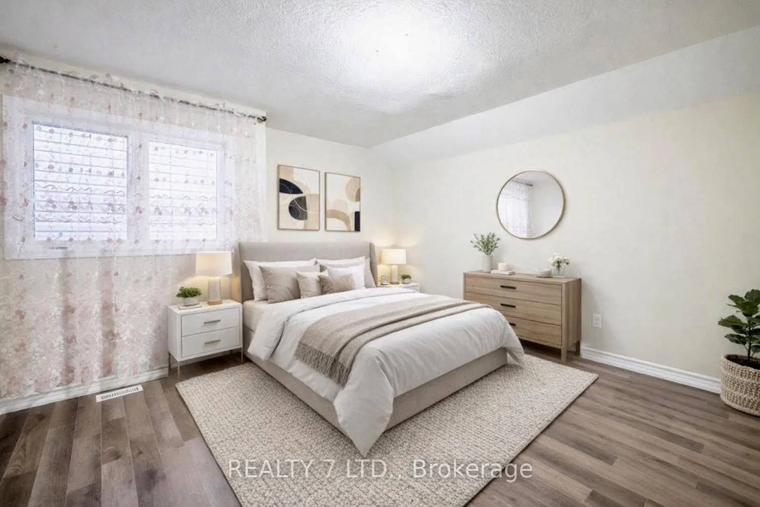 Photo 15 of 8541 Sweet Chestnut Drive, Niagara Falls, Brown — HOMEH