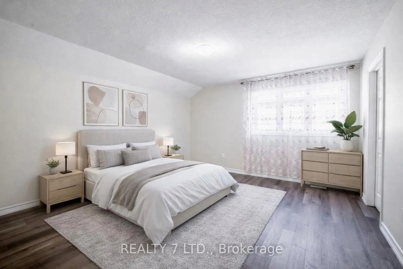 Photo 17 of 8541 Sweet Chestnut Drive, Niagara Falls, Brown — HOMEH