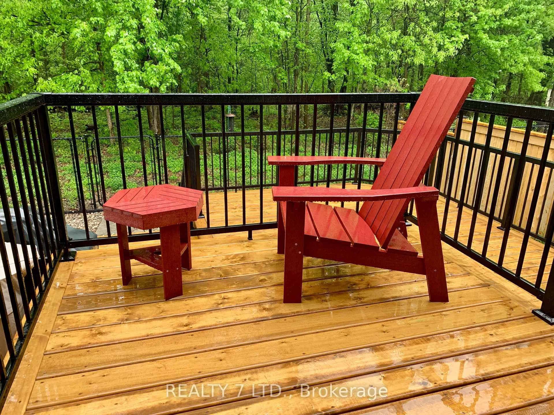 Photo 1 of 8541 Sweet Chestnut Drive, Niagara Falls, Brown — HOMEH