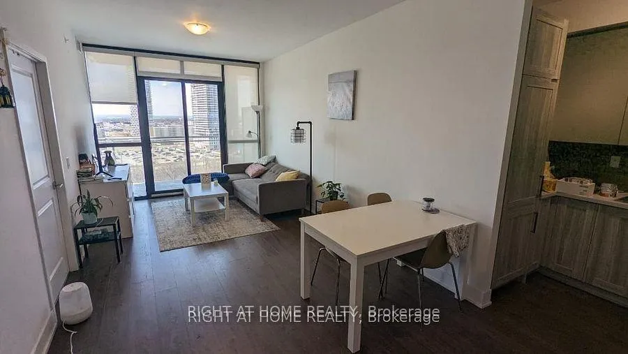 Photo 17 of Unit 1304, 2916 Highway 7 Road E, Vaughan, Concord — HOMEH