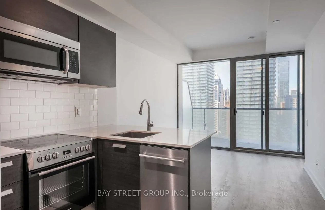 Photo 5 of Unit 2108, 57 St Joseph Street, Toronto, Bay Street Corridor — HOMEH