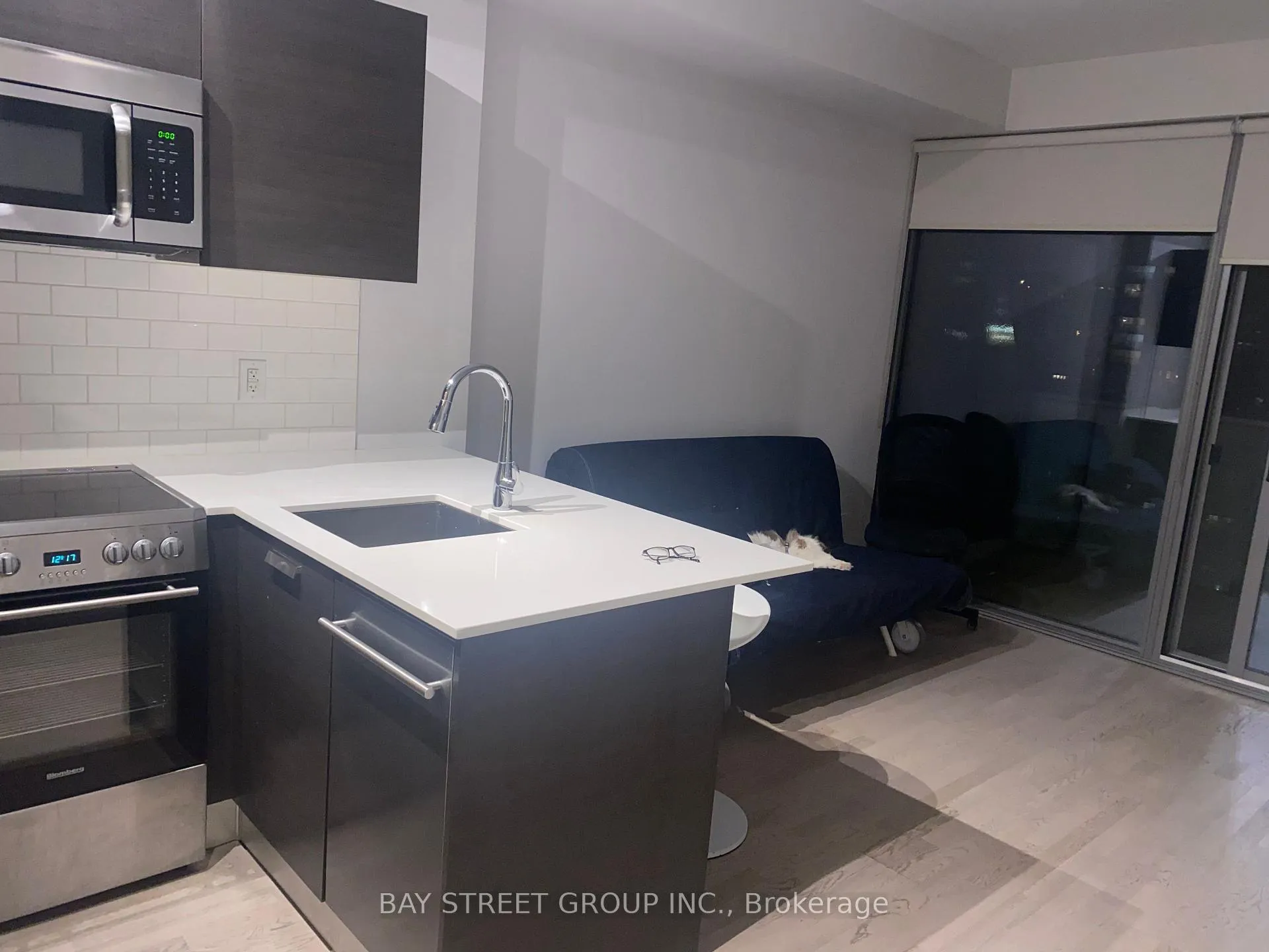Photo 6 of Unit 2108, 57 St Joseph Street, Toronto, Bay Street Corridor — HOMEH