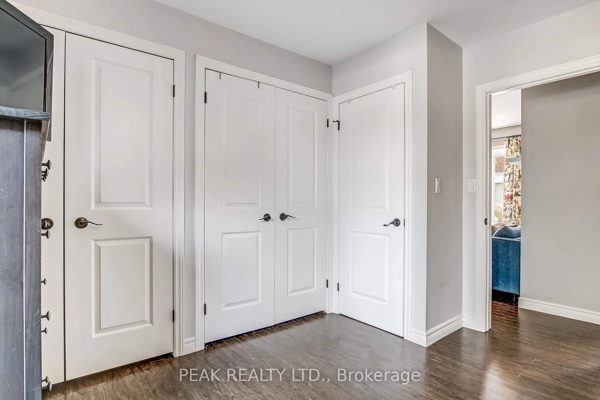 Photo 11 of 77 Doune Street, Strathroy-Caradoc, NE — HOMEH