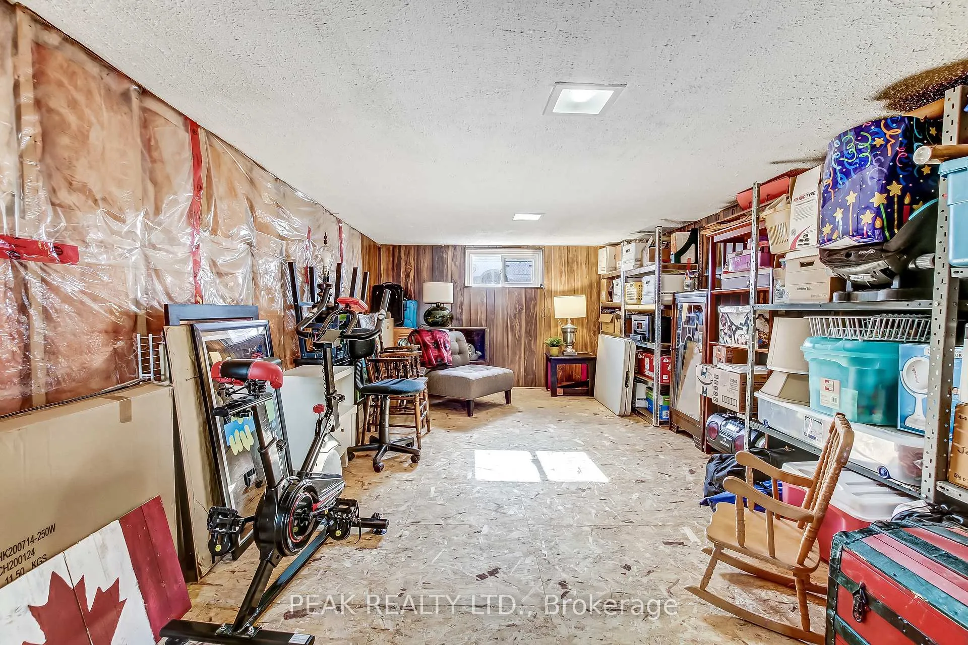 Photo 16 of 77 Doune Street, Strathroy-Caradoc, NE — HOMEH