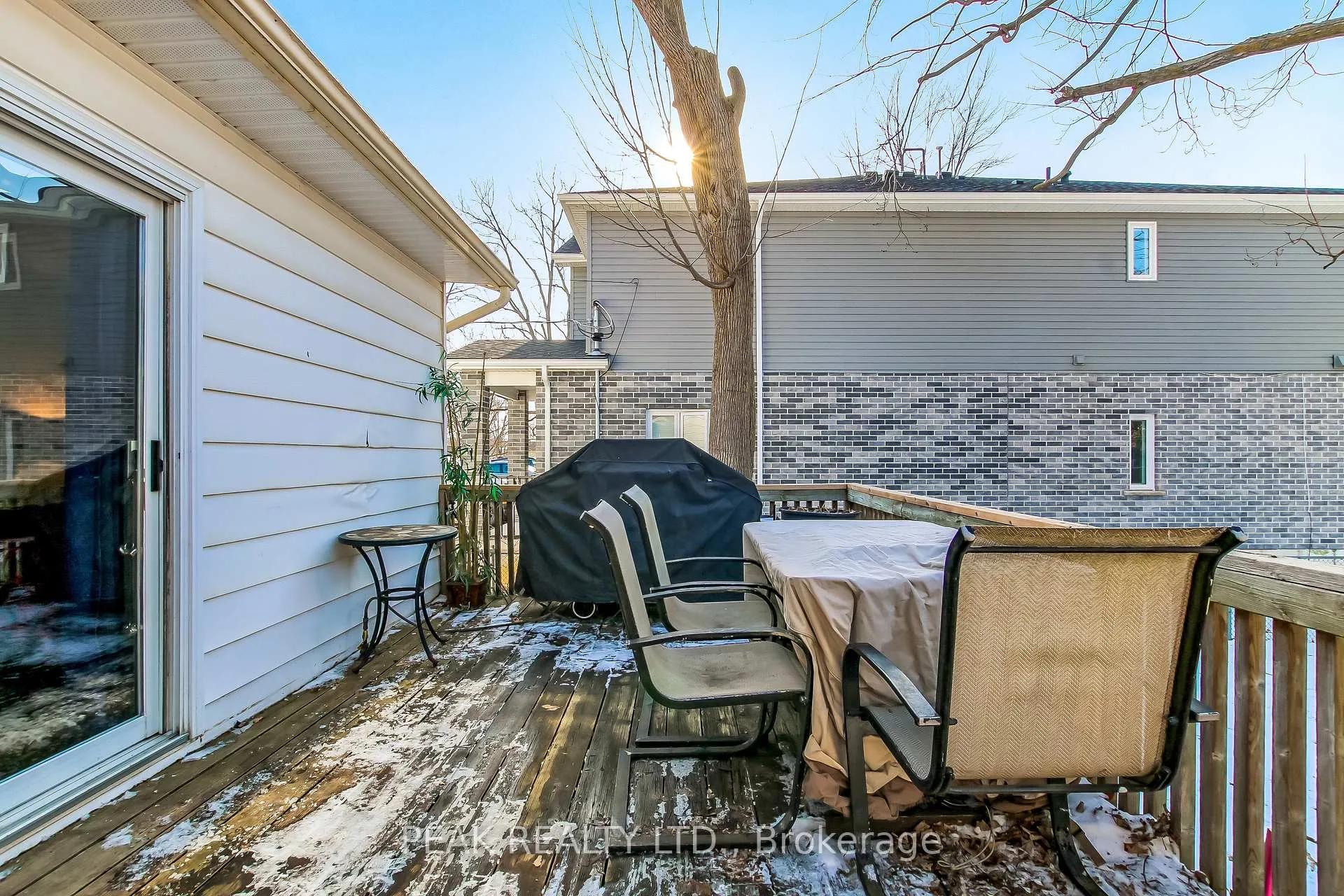 Photo 20 of 77 Doune Street, Strathroy-Caradoc, NE — HOMEH