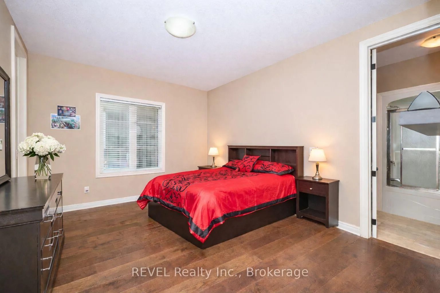 Photo 10 of 8446 Jennifer Crescent, Niagara Falls, Forestview — HOMEH