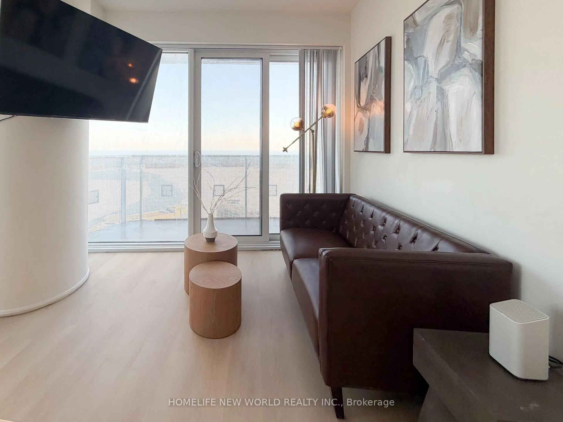 Photo 8 of Unit 5707, 100 Harbour Street, Toronto, Waterfront Communities — HOMEH
