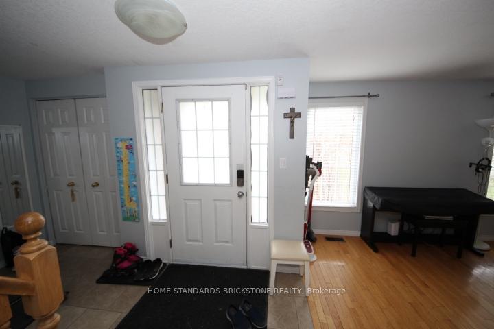 Photo 2 of 119 Max Becker Drive, Kitchener, Larentian West — HOMEH