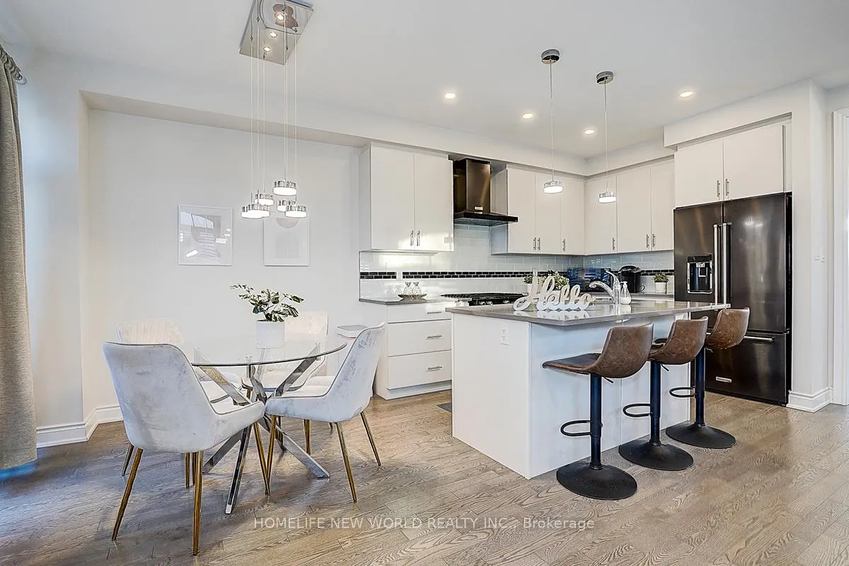 Photo 12 of 107 Beechborough Crescent, East Gwillimbury, Sharon — HOMEH
