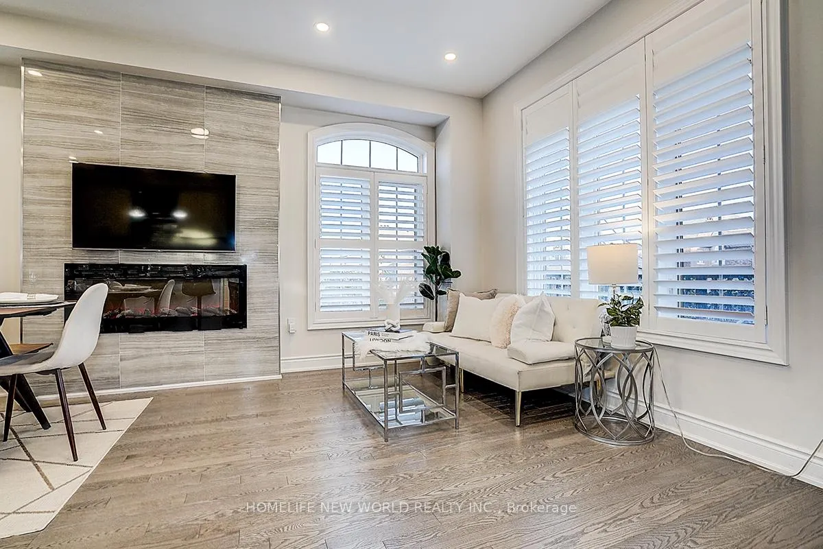 Photo 17 of 107 Beechborough Crescent, East Gwillimbury, Sharon — HOMEH