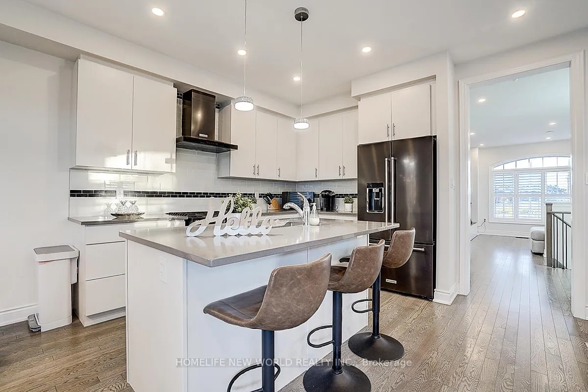 Photo 20 of 107 Beechborough Crescent, East Gwillimbury, Sharon — HOMEH