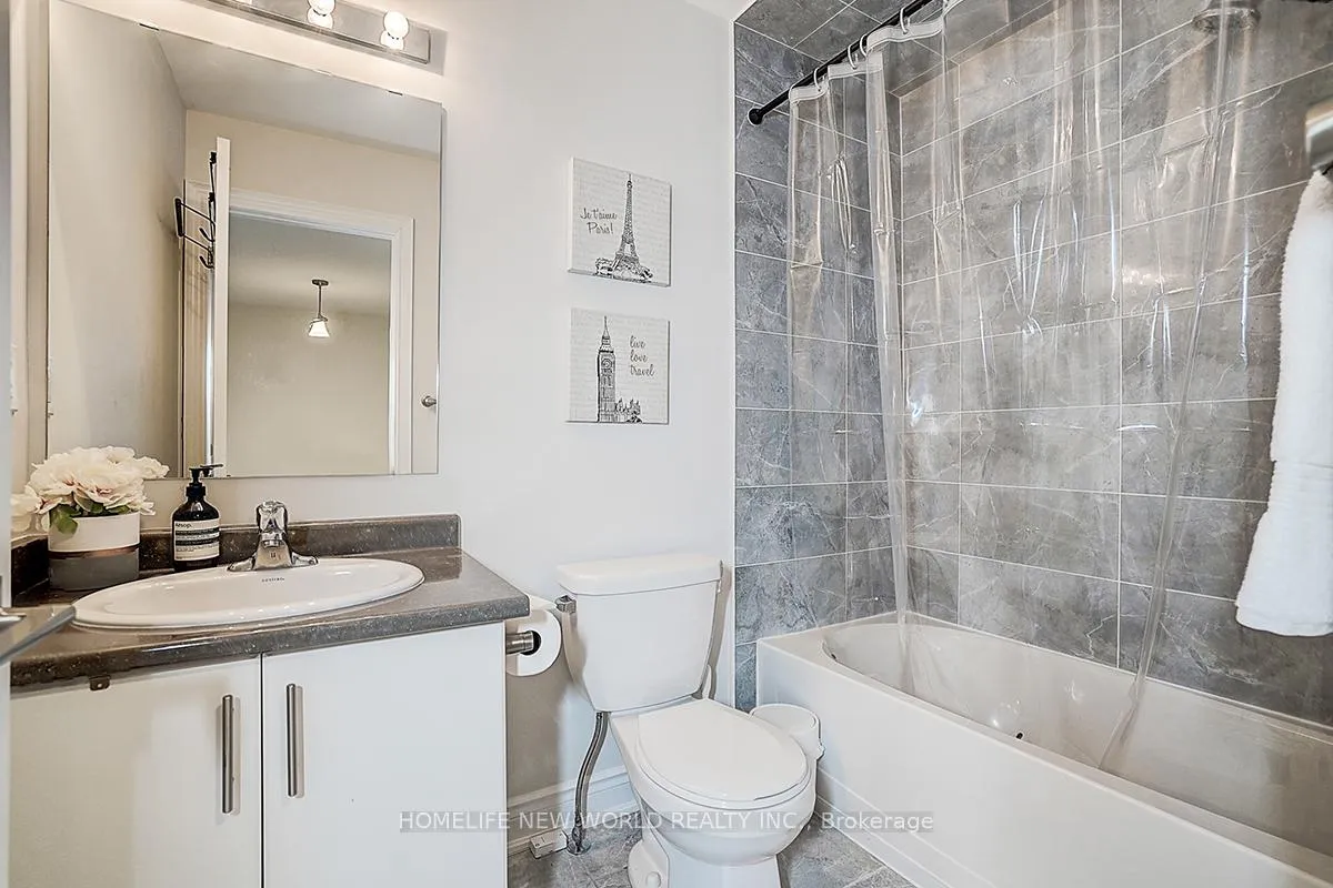 Photo 44 of 107 Beechborough Crescent, East Gwillimbury, Sharon — HOMEH