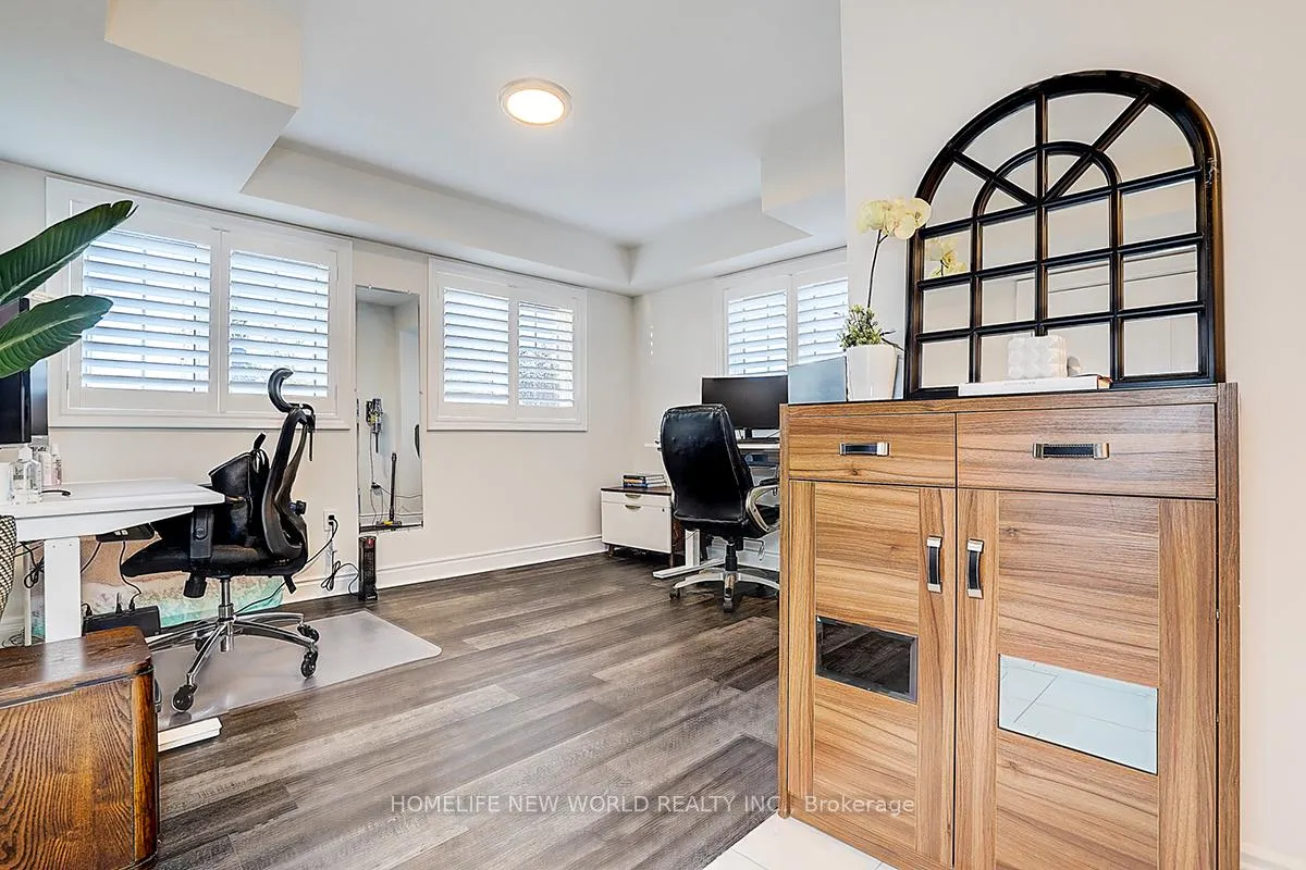 Photo 47 of 107 Beechborough Crescent, East Gwillimbury, Sharon — HOMEH