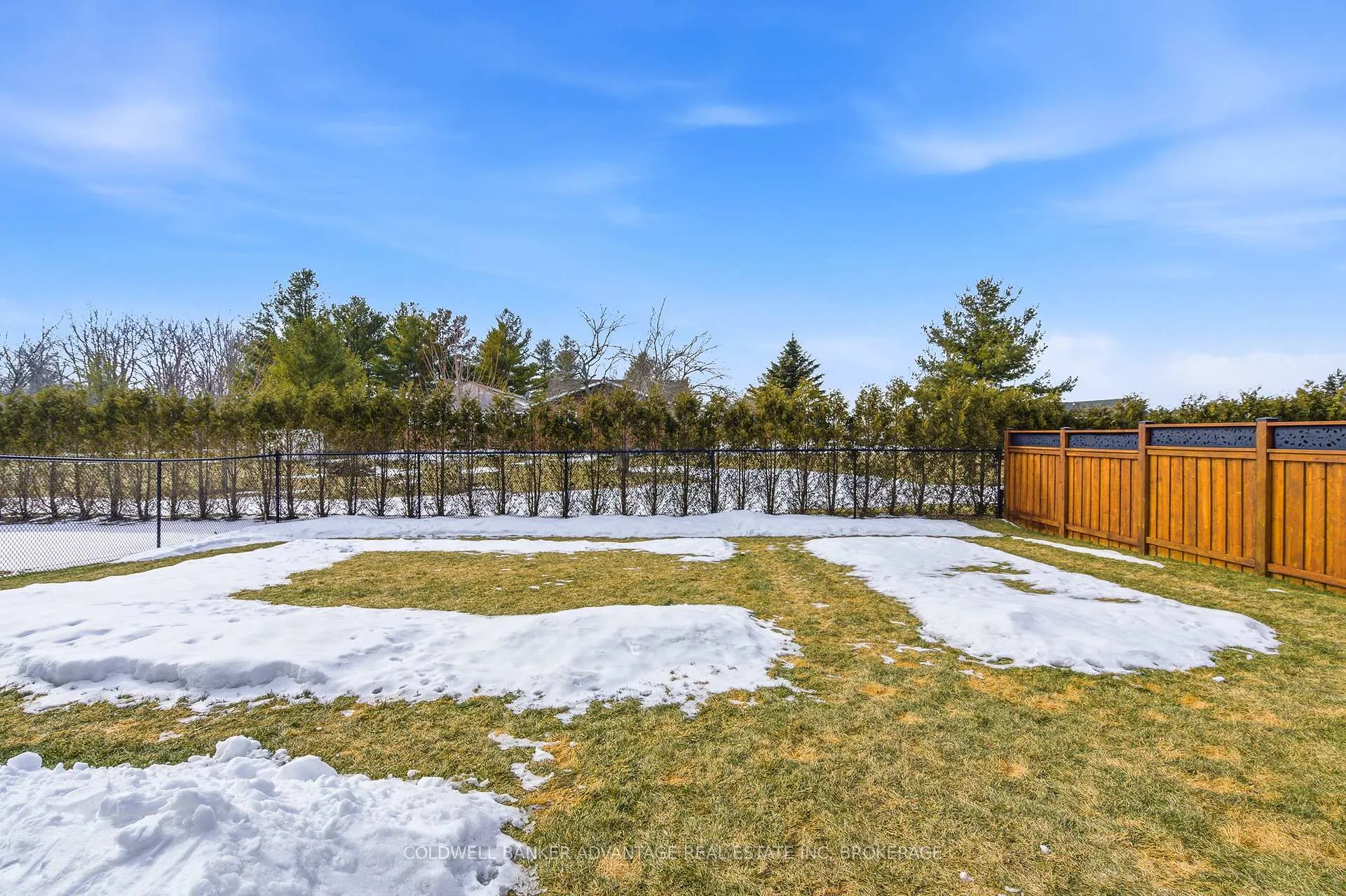 Photo 25 of 70 Renfield Street, Port Colborne, Sugarloaf — HOMEH