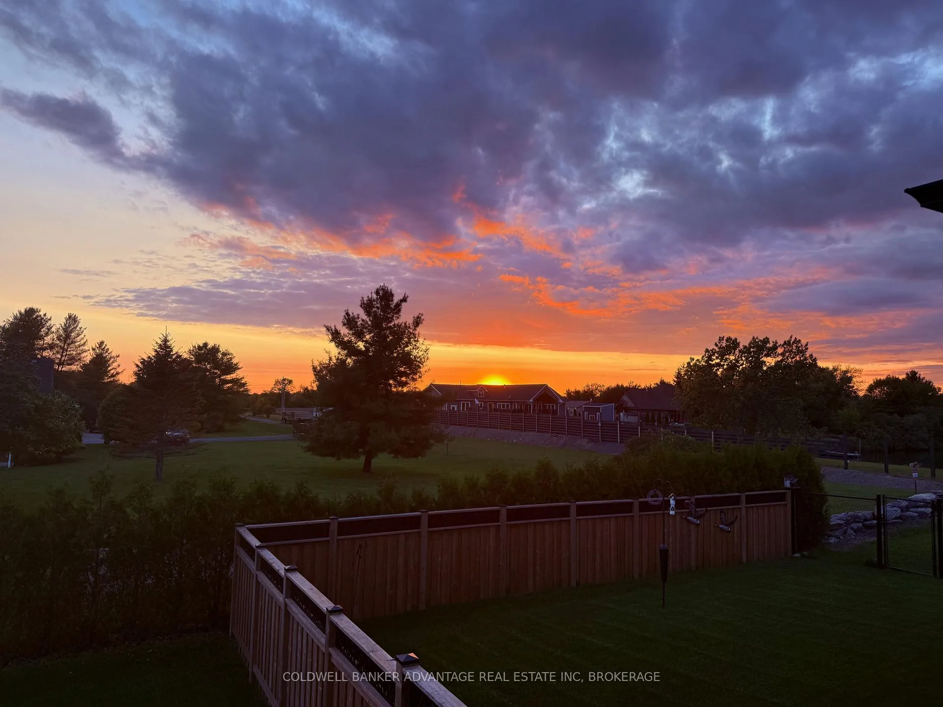 Photo 32 of 70 Renfield Street, Port Colborne, Sugarloaf — HOMEH