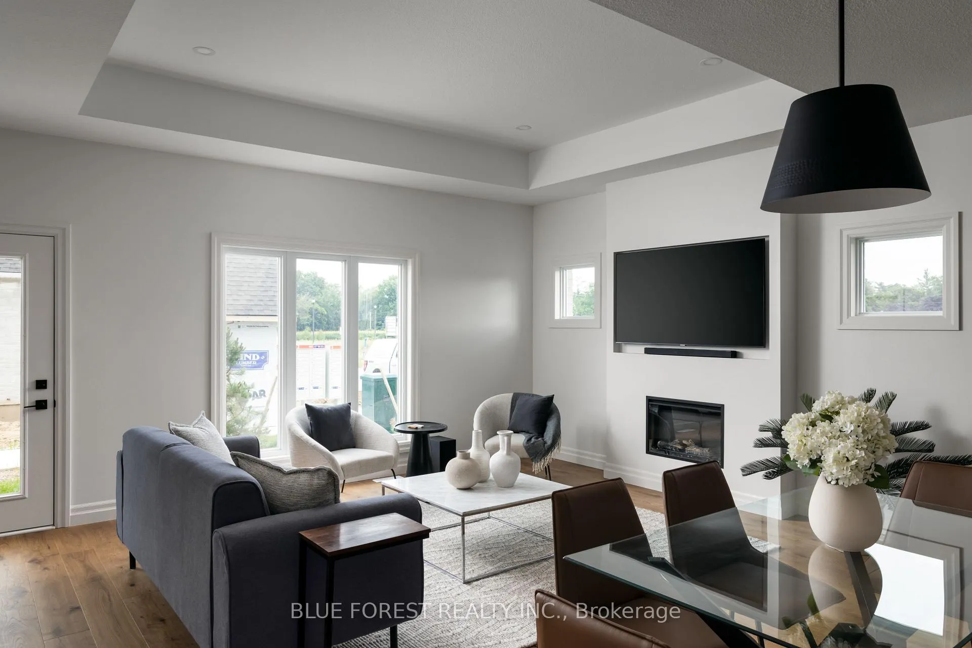 Photo 7 of 321 Harvest Lane, Thames Centre, Dorchester — HOMEH