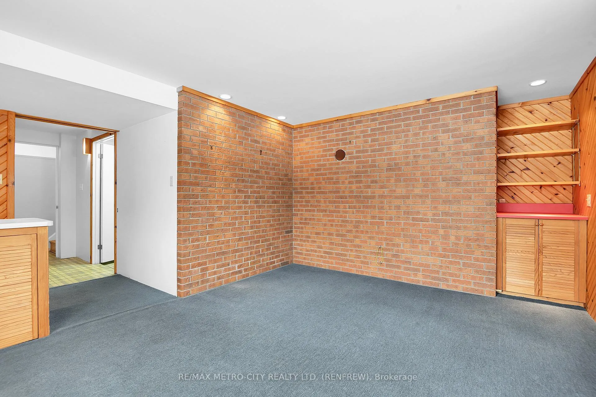 Photo 27 of 128 Burns Drive, McNab/Braeside, Mcnab/Braeside Twps — HOMEH