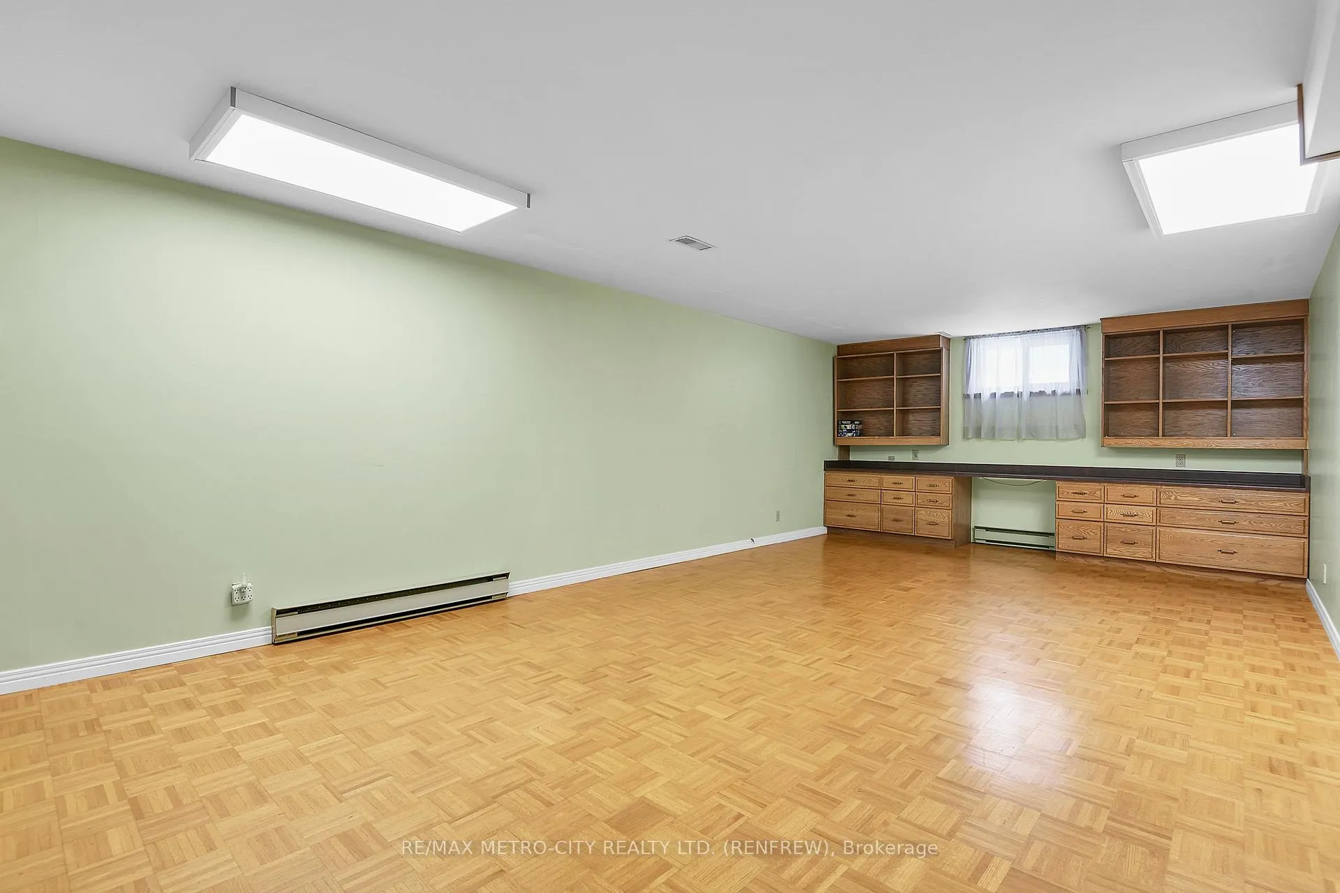 Photo 30 of 128 Burns Drive, McNab/Braeside, Mcnab/Braeside Twps — HOMEH