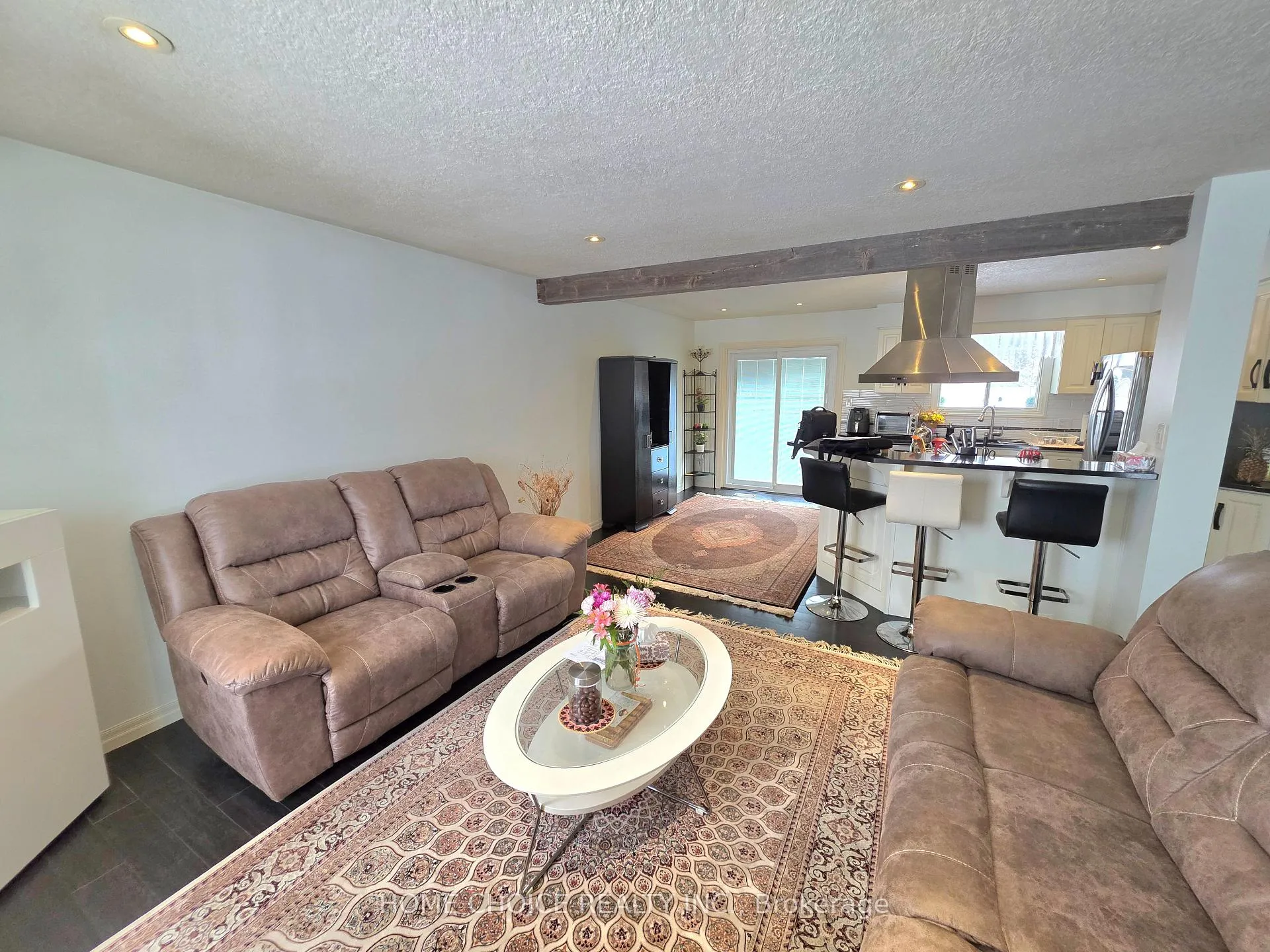 Photo 9 of 637 Pineridge Road, Waterloo — HOMEH