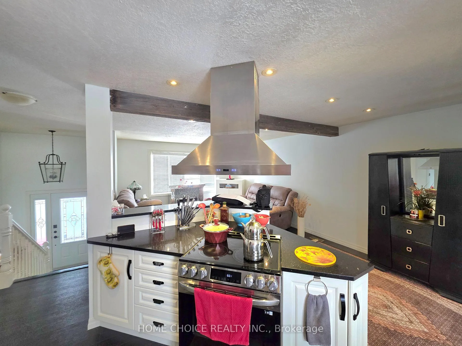 Photo 14 of 637 Pineridge Road, Waterloo — HOMEH