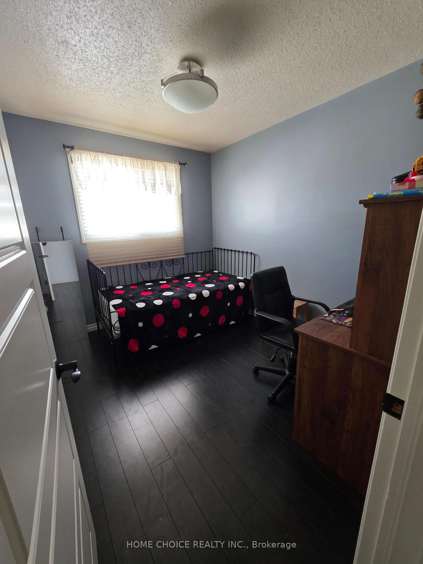 Photo 28 of 637 Pineridge Road, Waterloo — HOMEH