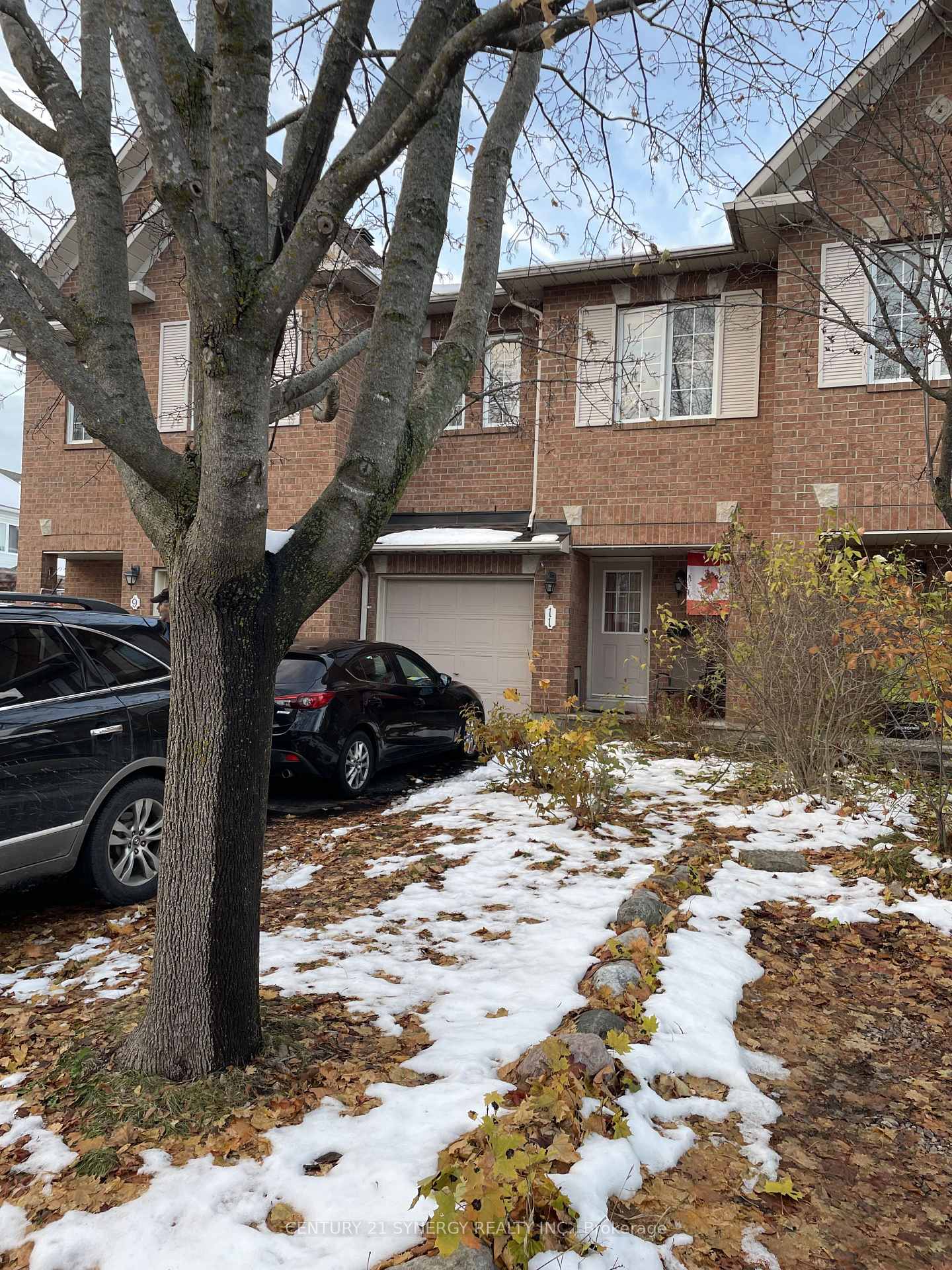 Photo 1 of 11 Landover Crescent, Ottawa, Kanata - Emerald Meadows/Trailwest — HOMEH
