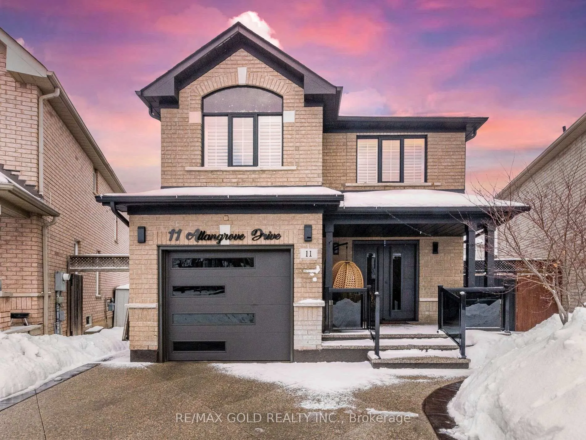 Photo 1 of 11 Allangrove Drive, Brampton, Fletcher's Meadow — HOMEH