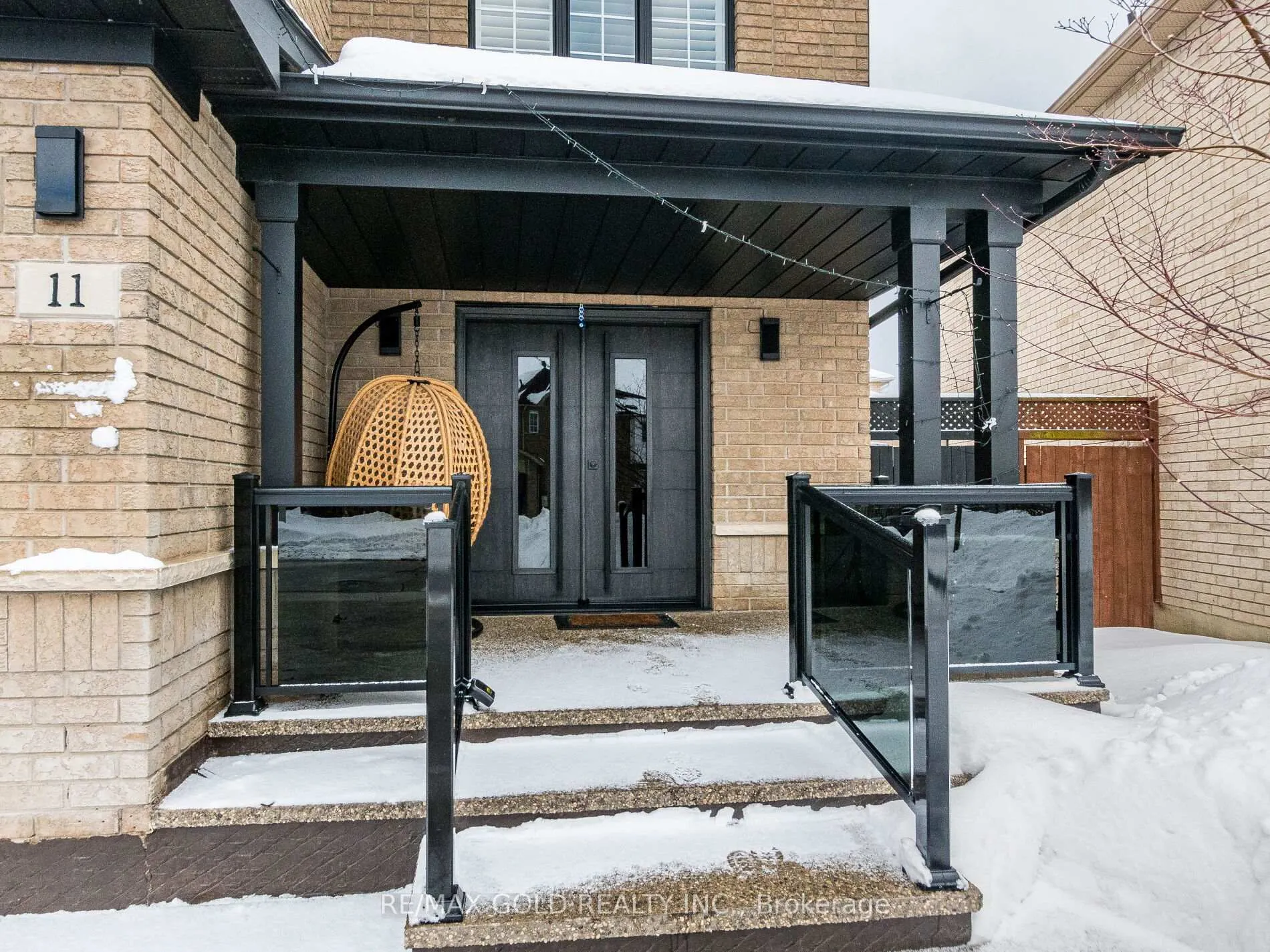 Photo 4 of 11 Allangrove Drive, Brampton, Fletcher's Meadow — HOMEH