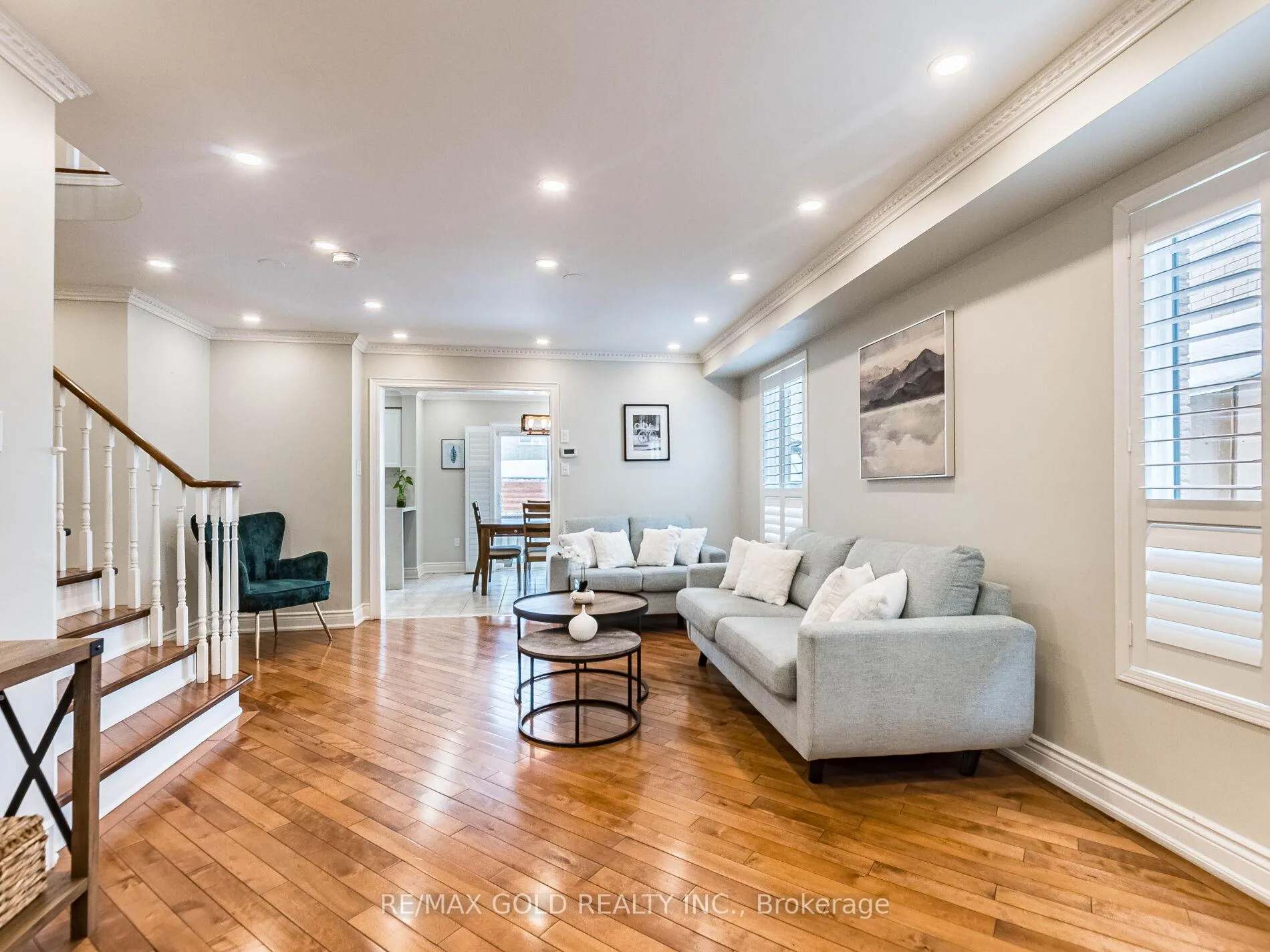 Photo 6 of 11 Allangrove Drive, Brampton, Fletcher's Meadow — HOMEH