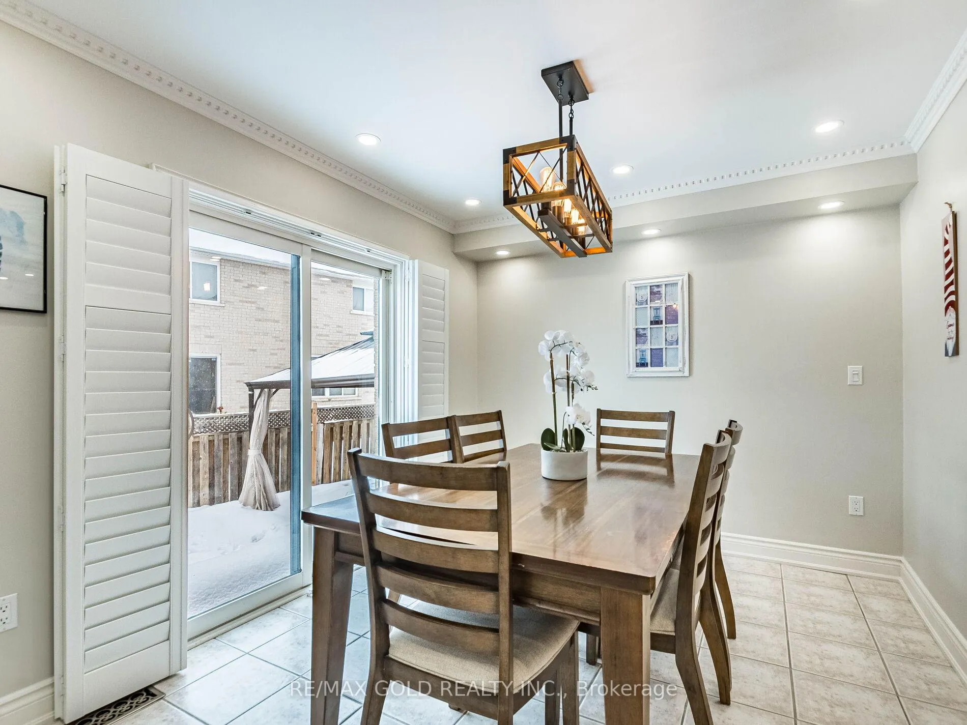 Photo 15 of 11 Allangrove Drive, Brampton, Fletcher's Meadow — HOMEH