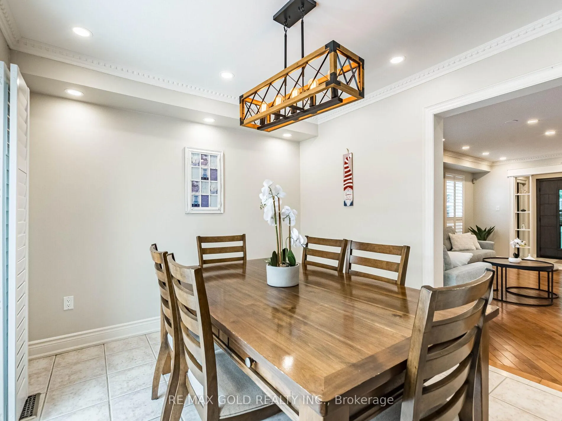 Photo 16 of 11 Allangrove Drive, Brampton, Fletcher's Meadow — HOMEH