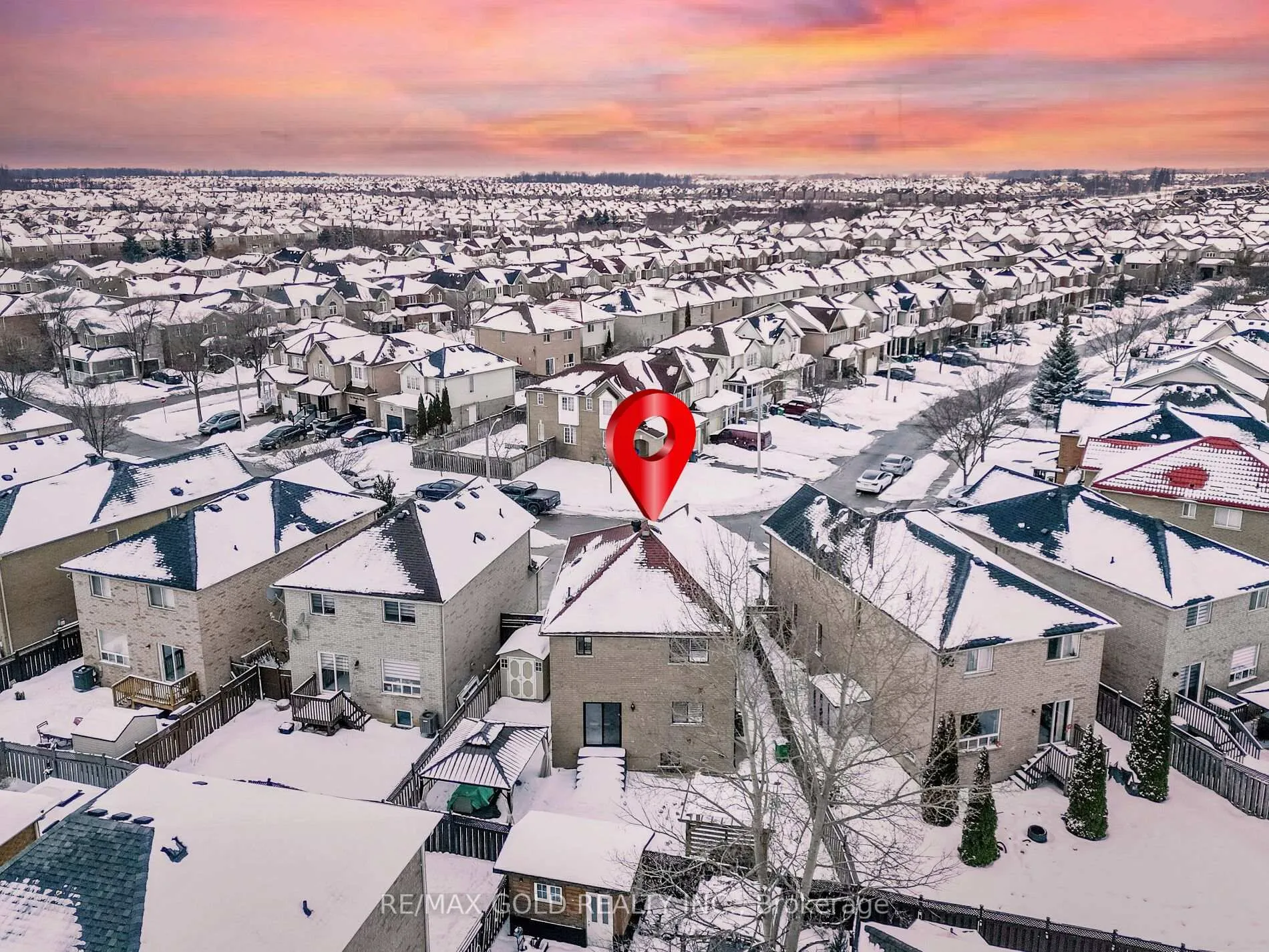 Photo 38 of 11 Allangrove Drive, Brampton, Fletcher's Meadow — HOMEH