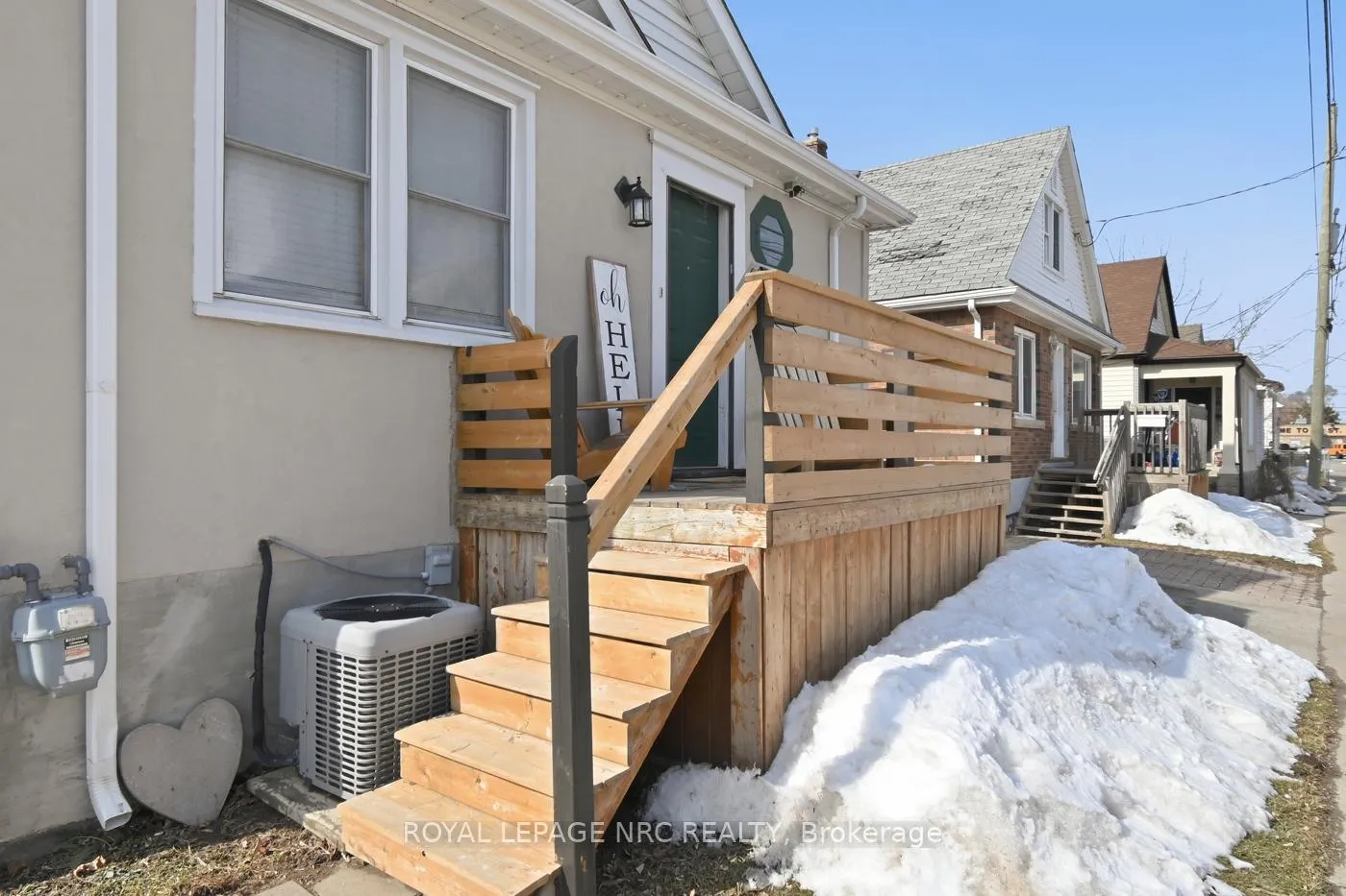 Photo 24 of 65 St George Street, St. Catharines, Facer — HOMEH