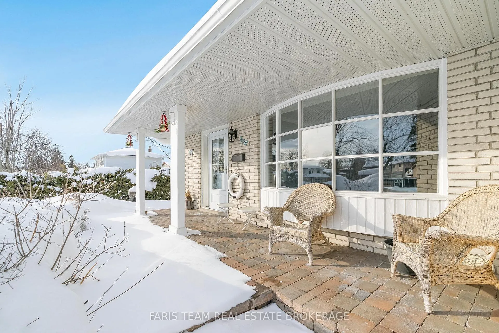 Photo 4 of 10 Davies Crescent, Barrie, Grove East — HOMEH