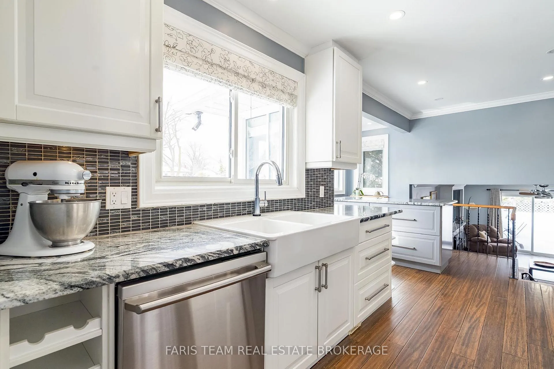 Photo 7 of 10 Davies Crescent, Barrie, Grove East — HOMEH