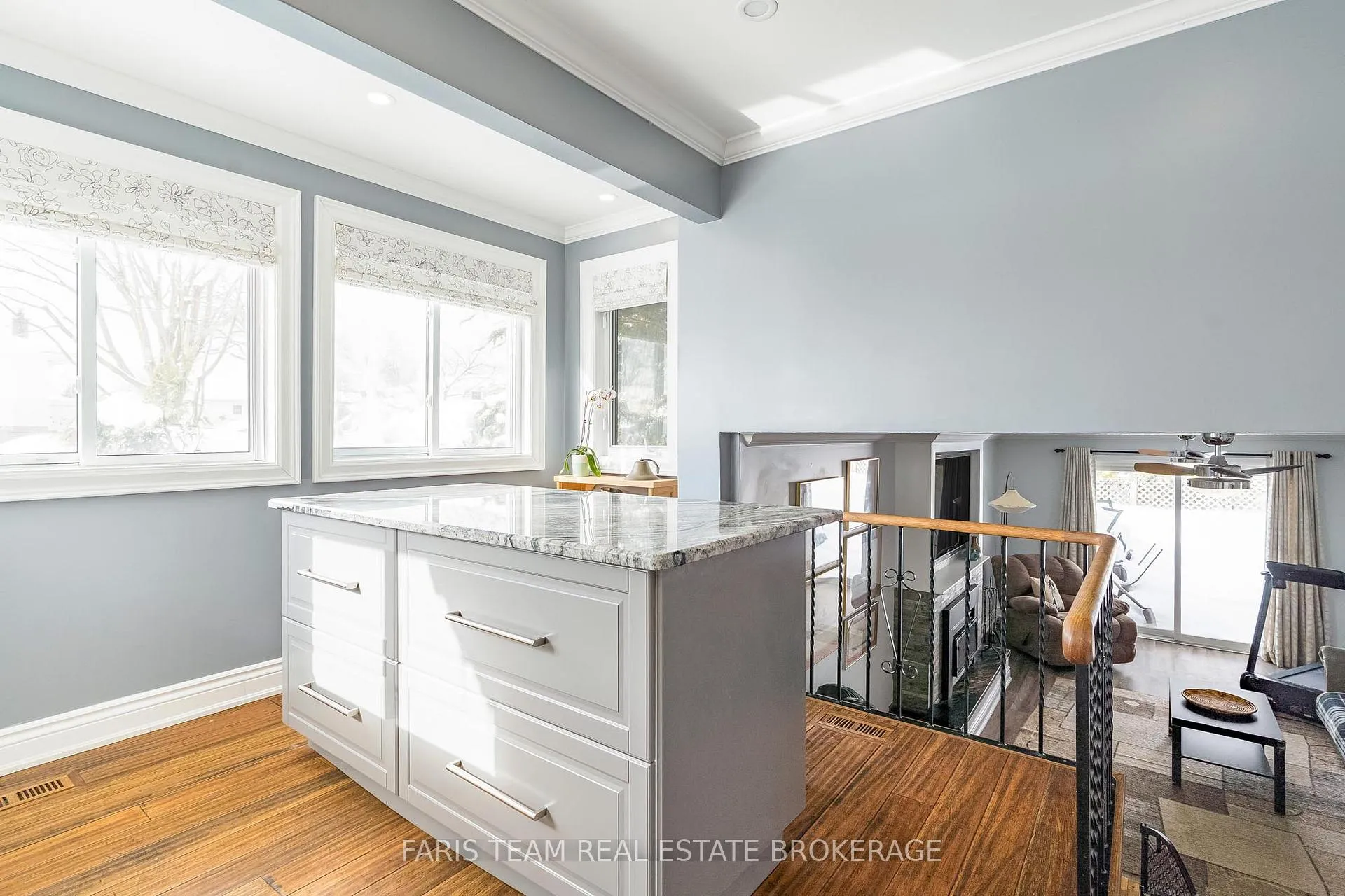 Photo 10 of 10 Davies Crescent, Barrie, Grove East — HOMEH