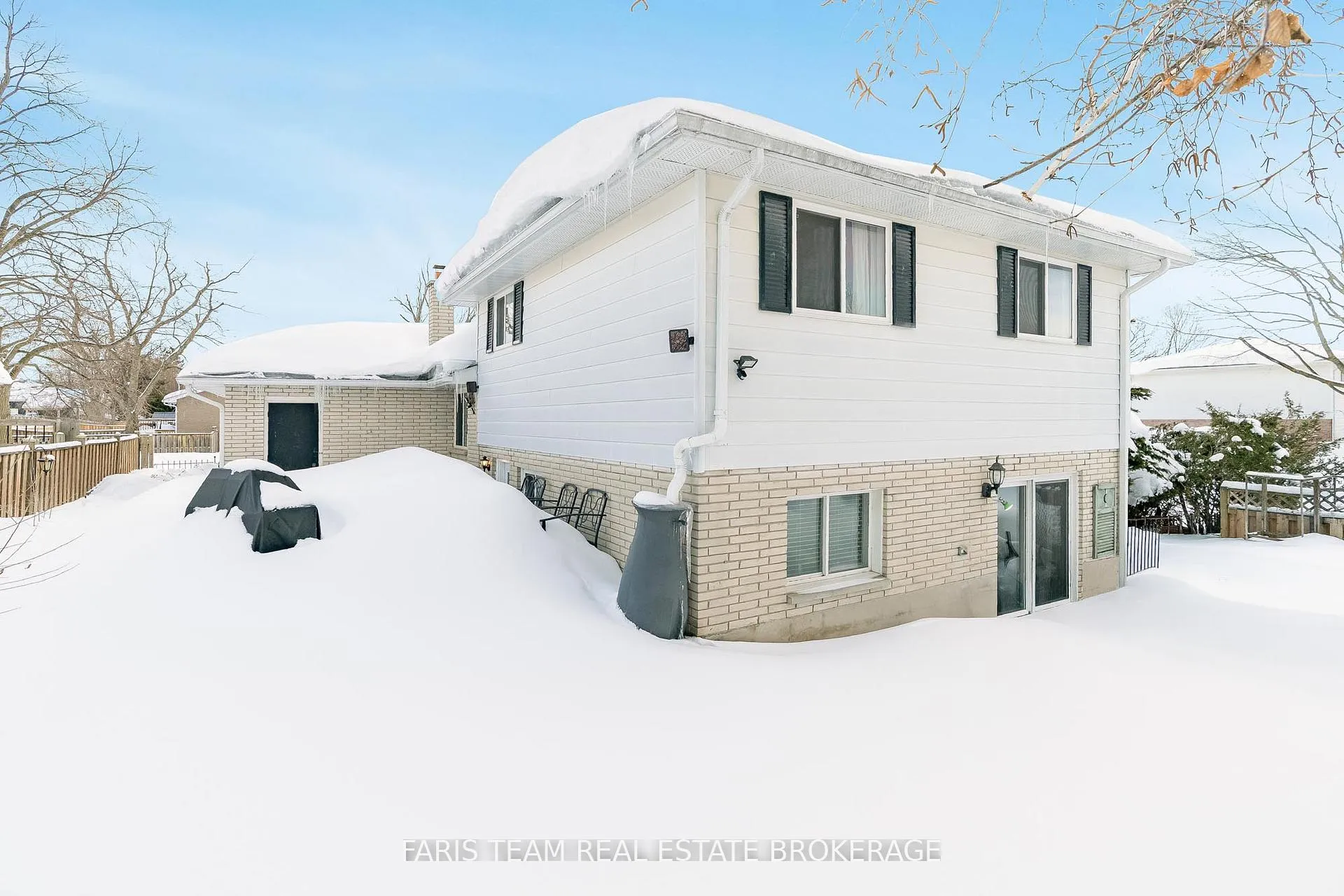 Photo 34 of 10 Davies Crescent, Barrie, Grove East — HOMEH