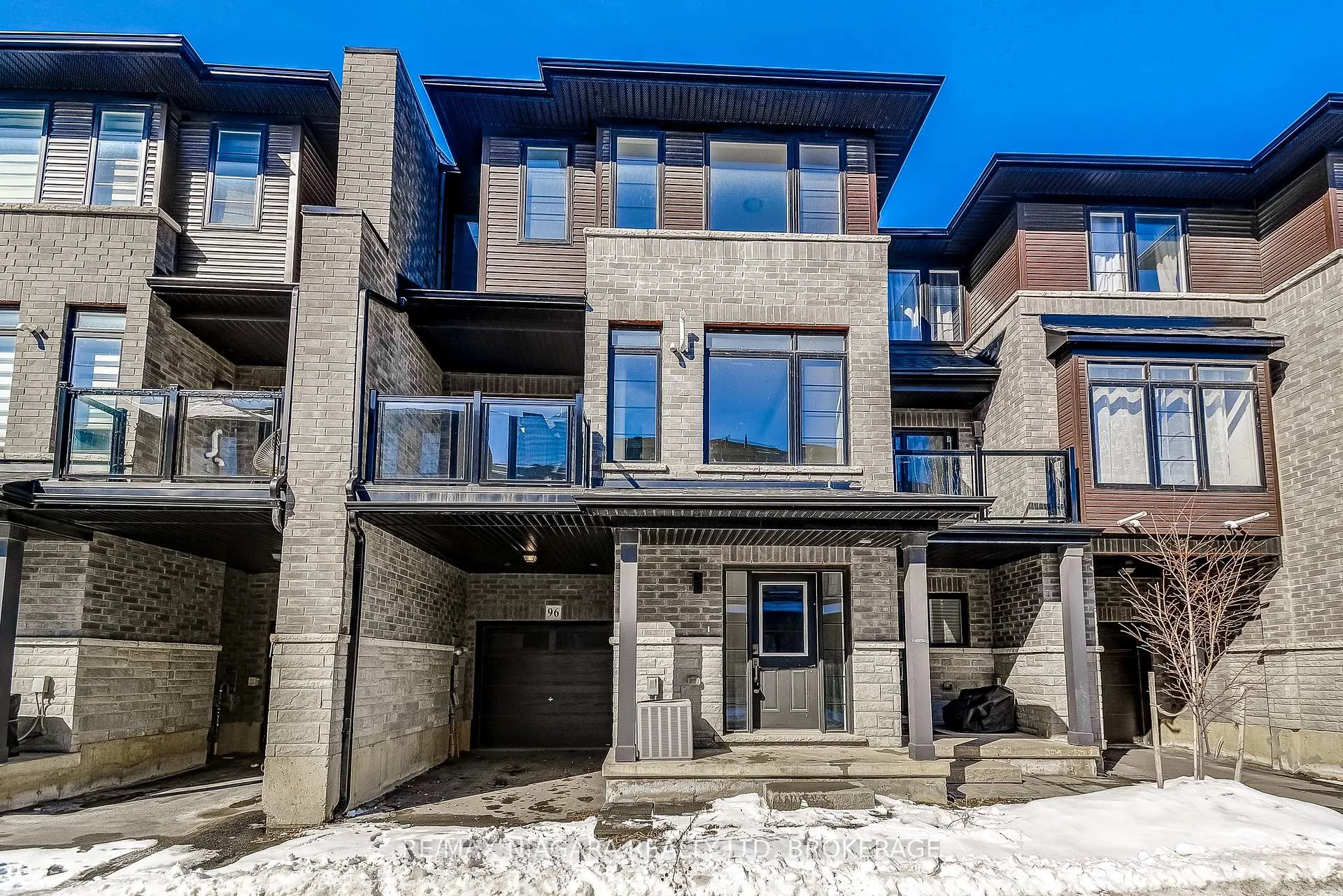 Front of 461 Blackburn Street