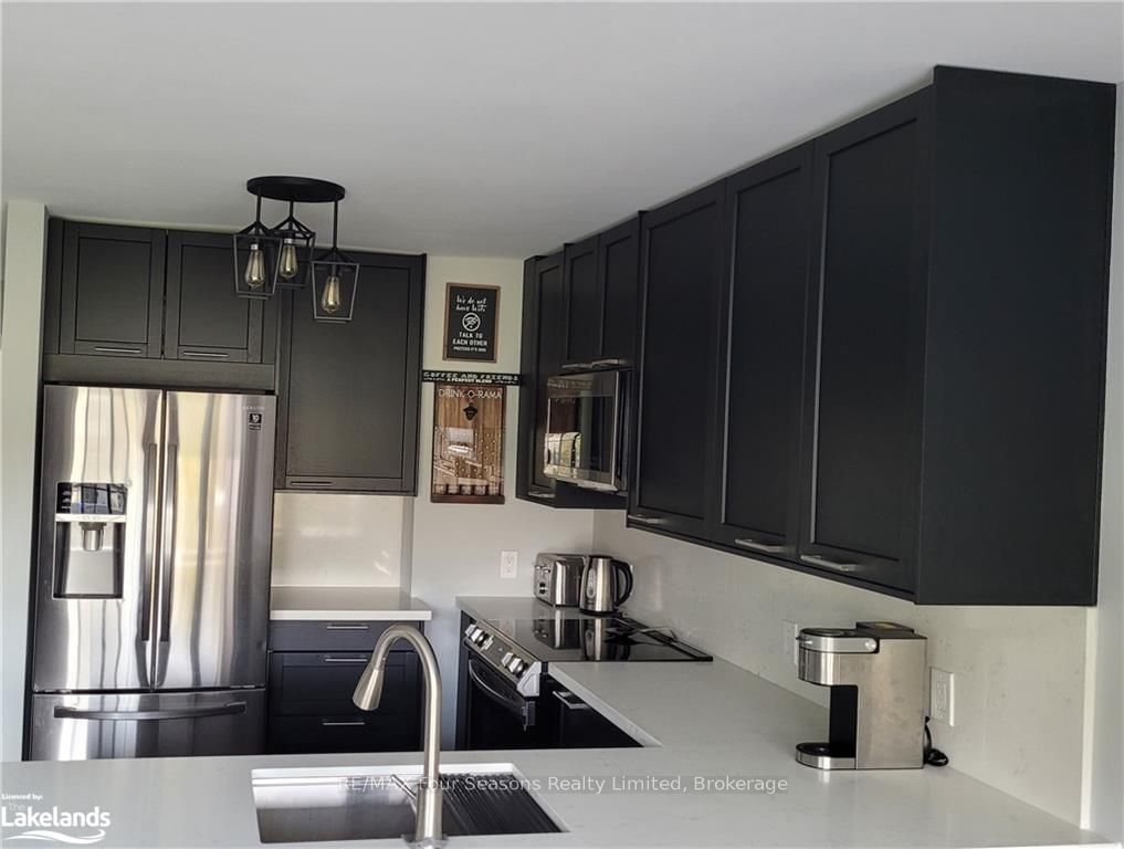 Photo 5 of Unit 37, 162 Settlers Way, Blue Mountains — HOMEH