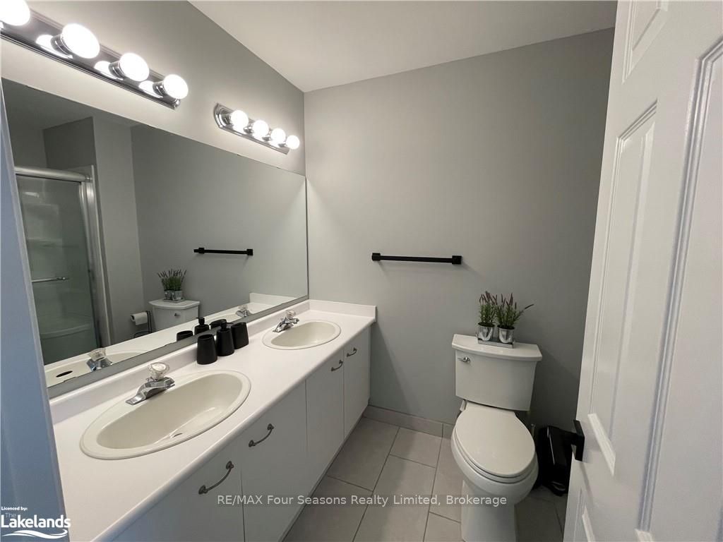 Photo 9 of Unit 37, 162 Settlers Way, Blue Mountains — HOMEH