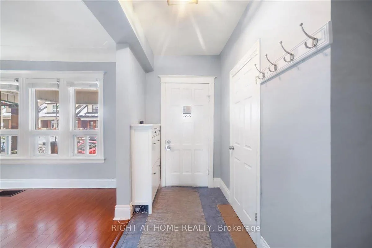 Photo 3 of 75 Somerset Avenue, Hamilton, Stipley — HOMEH