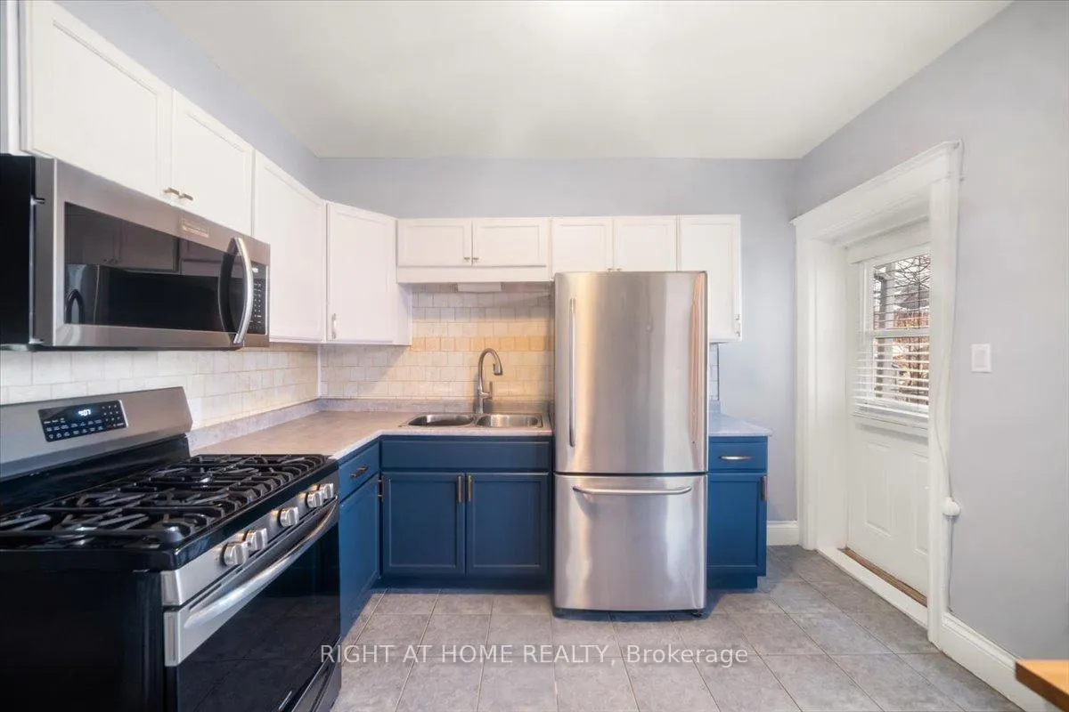 Photo 10 of 75 Somerset Avenue, Hamilton, Stipley — HOMEH