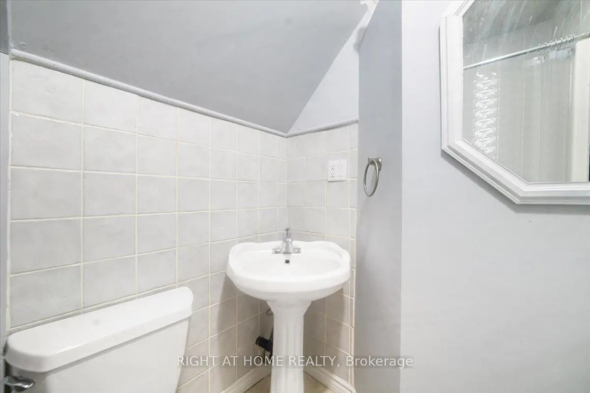 Photo 23 of 75 Somerset Avenue, Hamilton, Stipley — HOMEH