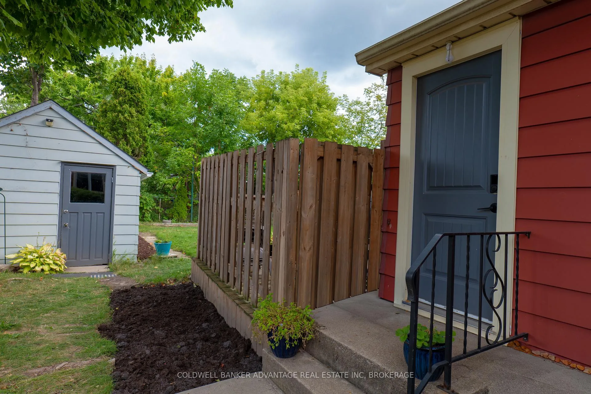 Photo 26 of 10 Antwerp Street, St. Catharines, Western Hill — HOMEH